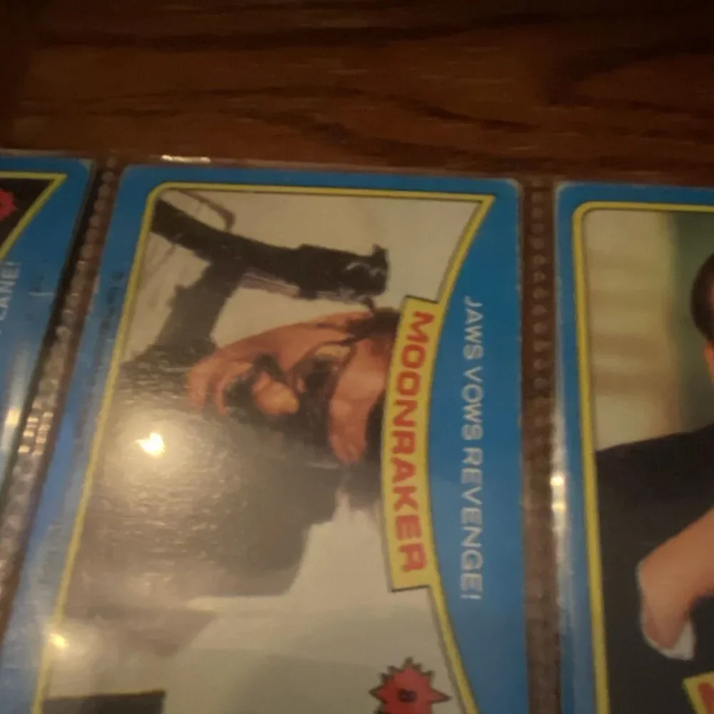 Moonraker Topps 1979 James Bond Non-Sport Trading Card Lot, 9 Cards Roger Moore